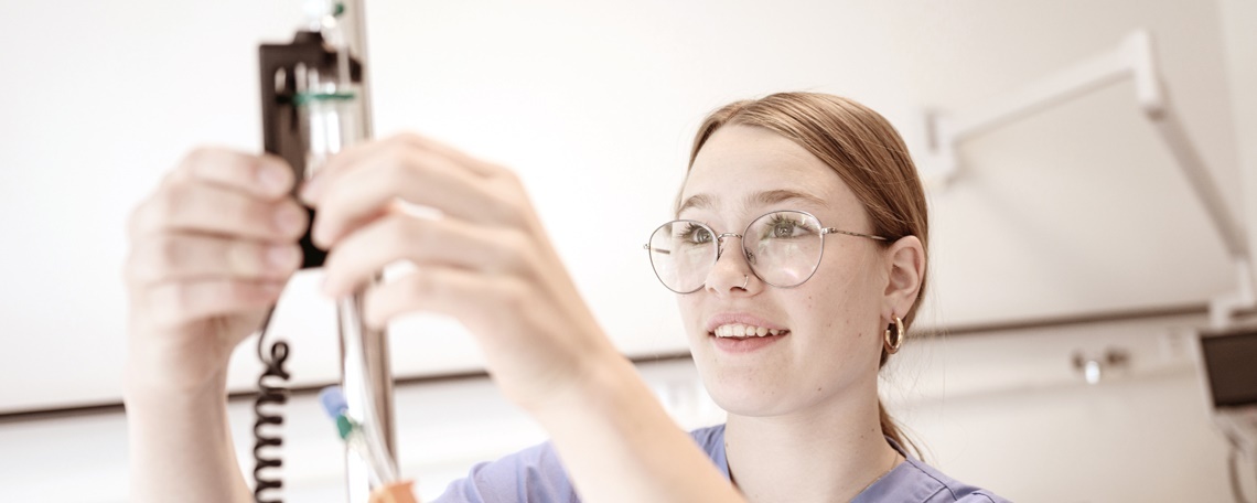 Dipl. Pflegefachperson FH mit Fachverantwortung Akutpflege  (w/m/d) 70-100%, 1. Bild