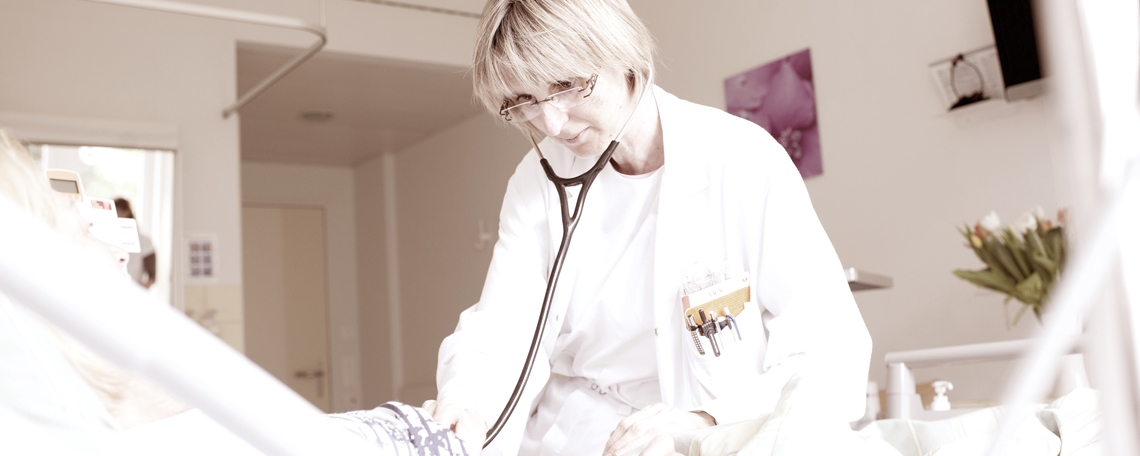 Oberärztin / Oberarzt Innere Medizin 60-100% (w/m/d), 1. Bild